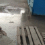 Ворошиловский рынок топит водой - Kerch.Com.Ru