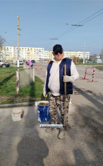 Сотрудники "Крымтроллейбуса" потрудились на субботнике (фото)