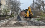 В Аршинцево асфальтируют внутриквартальные проезды (фото)